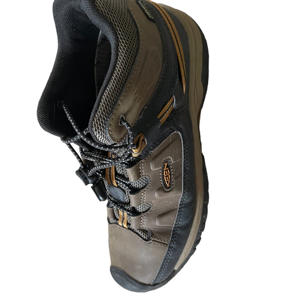 Keen Hiking Boots Size 6